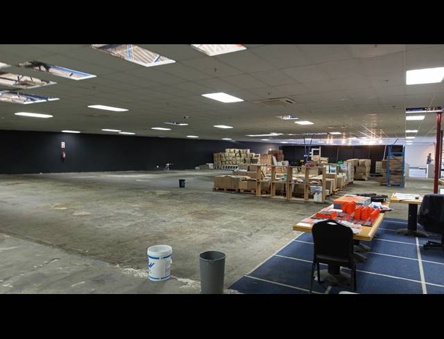1,700M² WAREHOUSE TO LET IN MAITLAND